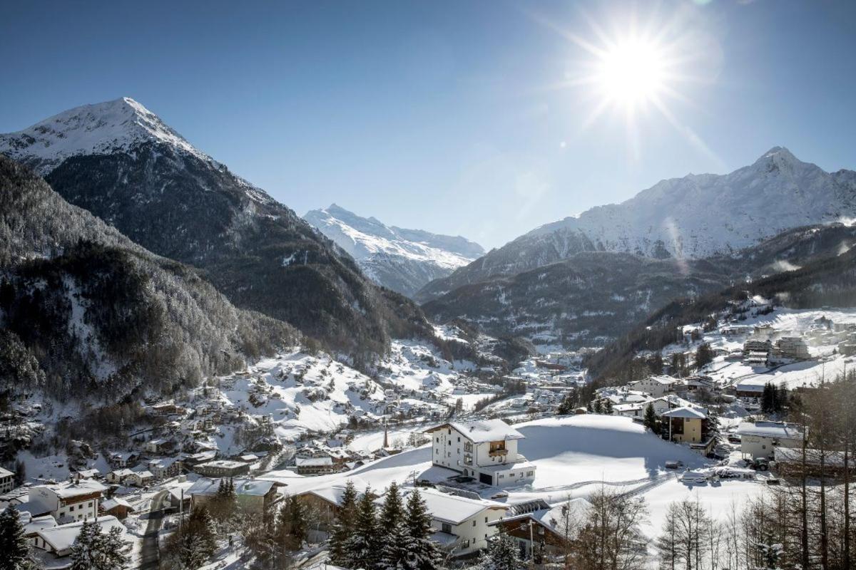 Fruehstueckspension Astoria Sölden Exteriér fotografie